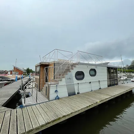 Houseboat Met Dakterras | 4 Personen * Uitgeest