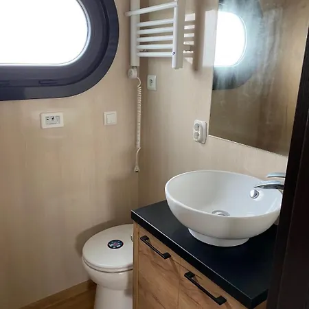 Houseboat Met Dakterras | 4 Personen * Uitgeest