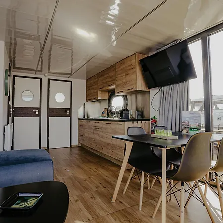 Houseboat Met Dakterras | 4 Personen Сasa de vacaciones Uitgeest