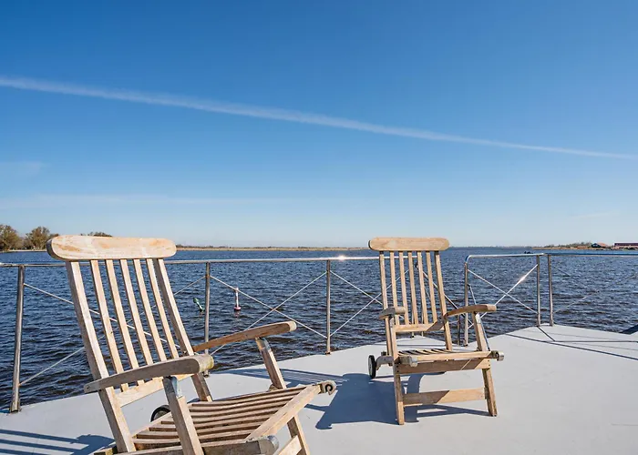 Feriehus Houseboat Campi Uitgeest
