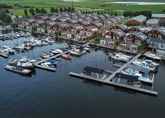 Feriehus Houseboat Campi Uitgeest